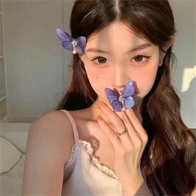 一线女星被曝素颜现身菜市场，凌晨豪宅门口画面流出